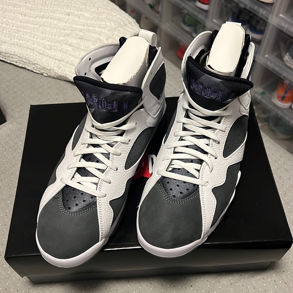 Brand New Sz 10 Air Jordan 7 ‘Flint’ w/ Box